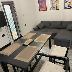 Greta's House - Centro Neapel
