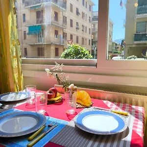 https://appartamento-trilocale-rapallo.hotelitalianriviera.com