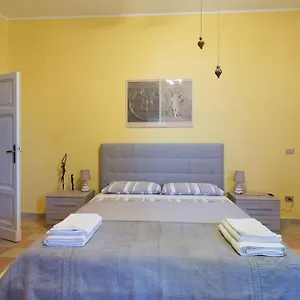http://il-profumo-del-lauro.hotels-perugia.com